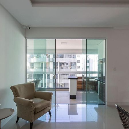 Apto A 260M Da Meia Praia Em Condominio De Luxo Sc 伊塔佩马 外观 照片