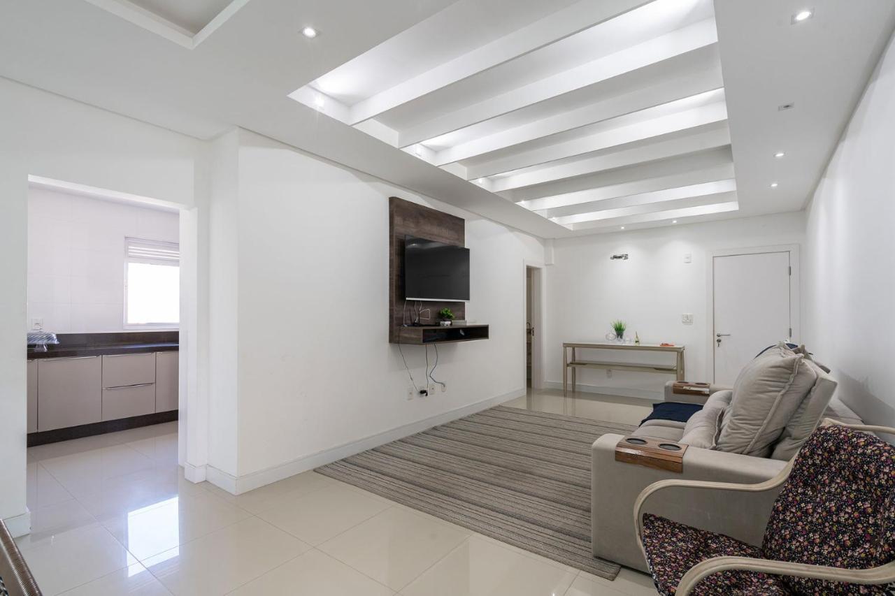 Apto A 260M Da Meia Praia Em Condominio De Luxo Sc 伊塔佩马 外观 照片