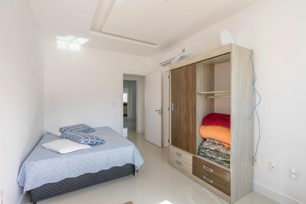 Apto A 260M Da Meia Praia Em Condominio De Luxo Sc 伊塔佩马 外观 照片