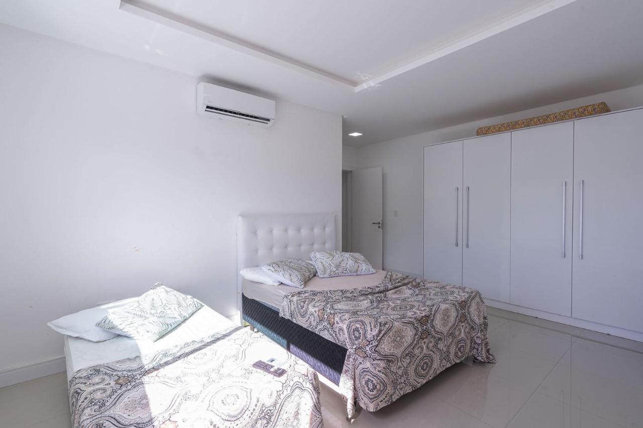 Apto A 260M Da Meia Praia Em Condominio De Luxo Sc 伊塔佩马 外观 照片